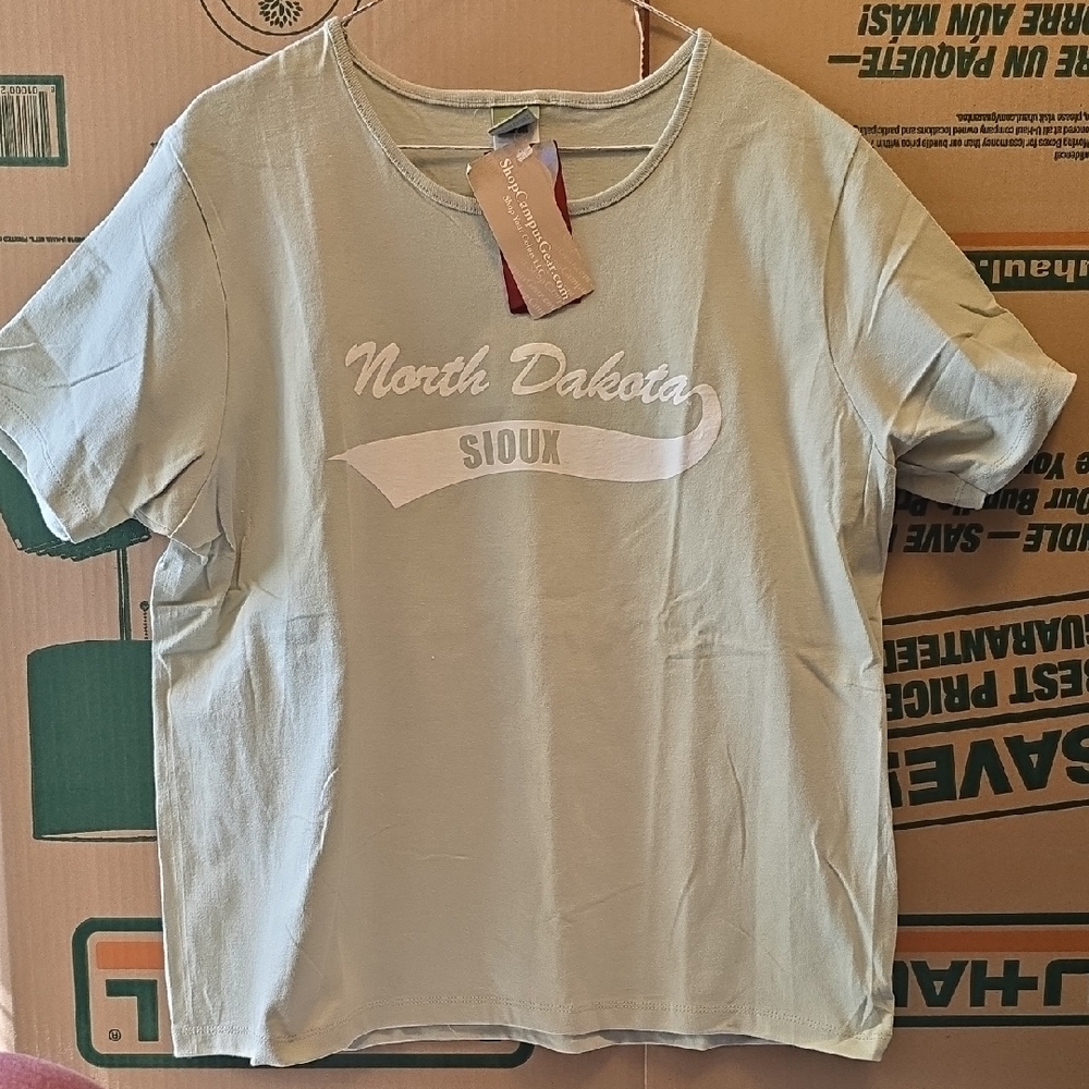 North Dakota Fighting Sioux T-Shirt